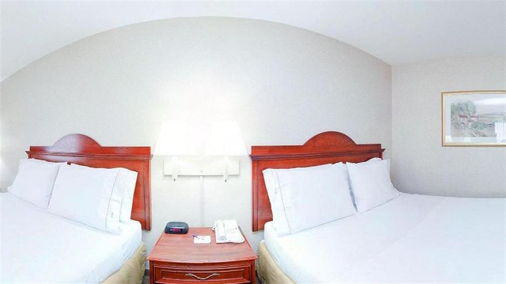Holiday Inn Express Hotel & Suites Bowling Green By Ihg Экстерьер фото