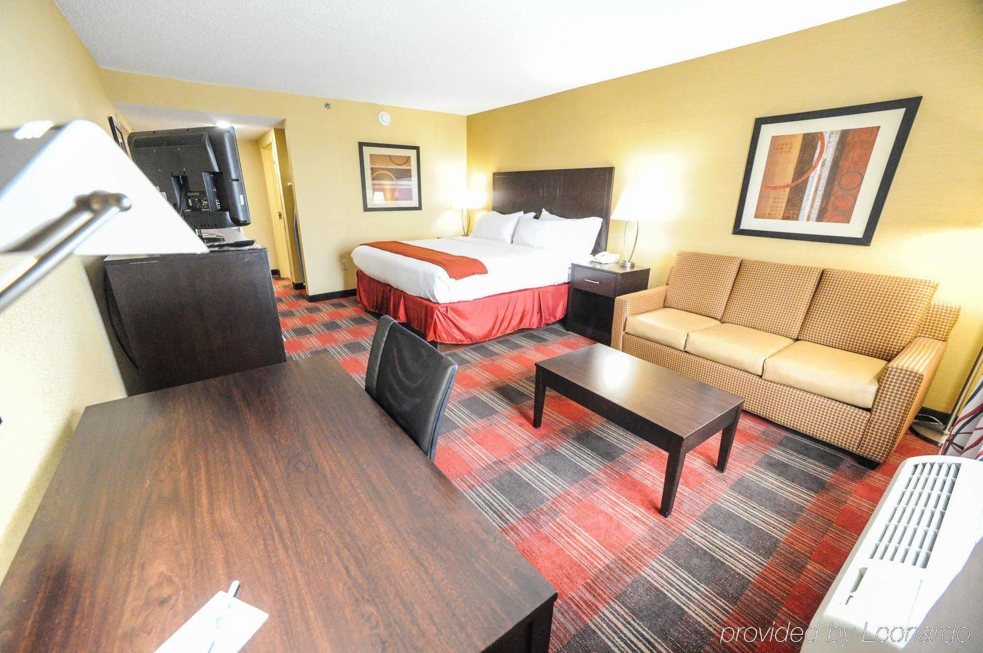 Holiday Inn Express Hotel & Suites Bowling Green By Ihg Экстерьер фото