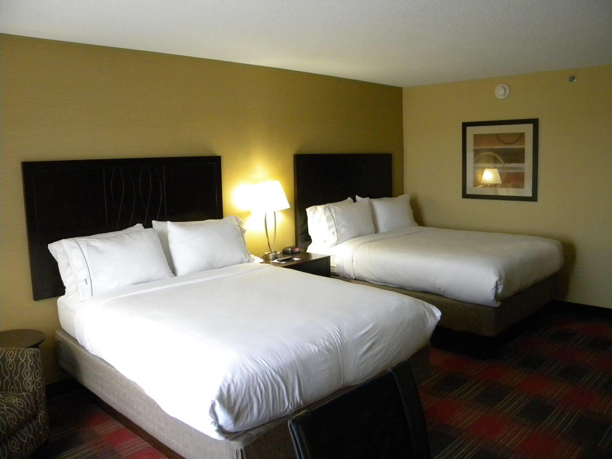Holiday Inn Express Hotel & Suites Bowling Green By Ihg Экстерьер фото