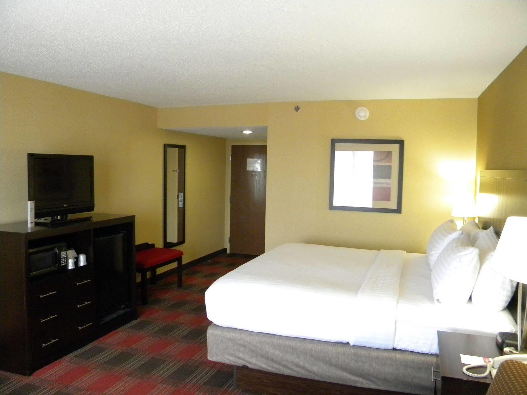 Holiday Inn Express Hotel & Suites Bowling Green By Ihg Экстерьер фото